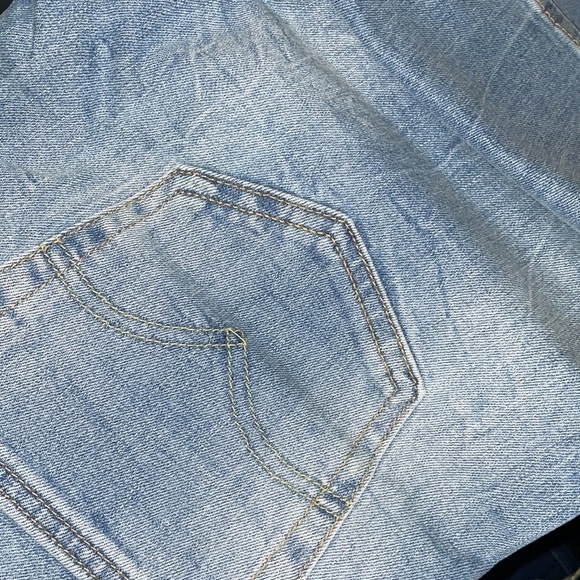 Levi's® Water<Less™ Men's 511™ Slim Fit Jeans – Stretch - Picture 7 of 9